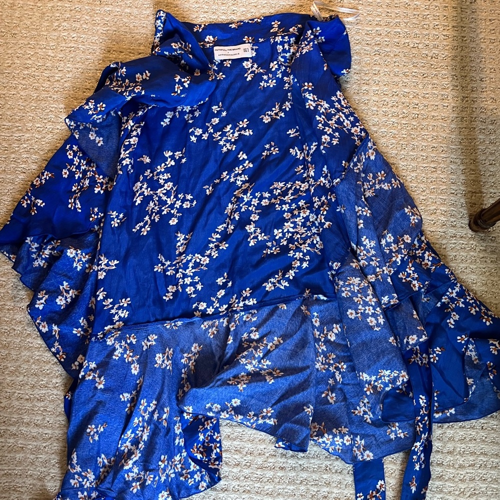Long skirt, blue with flowers, US 4
